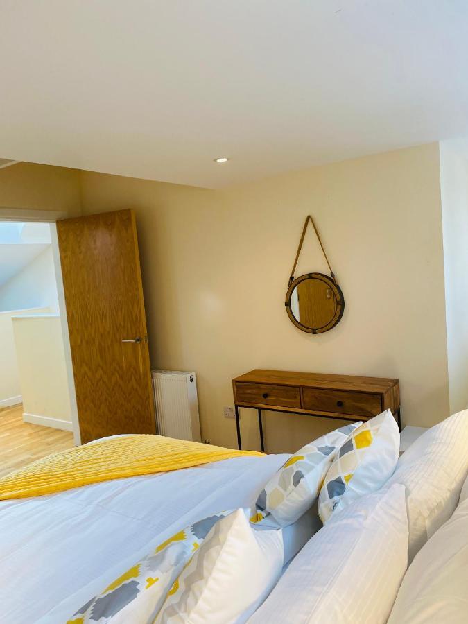 Apartmán 2 Bed 2 Bath With Private Parking EDI Exteriér fotografie