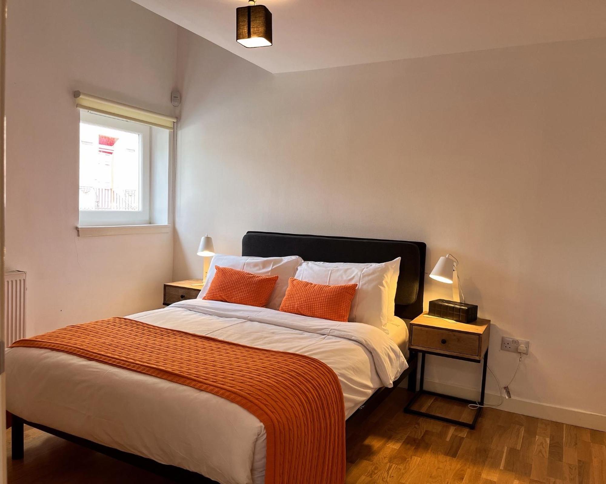 Apartmán 2 Bed 2 Bath With Private Parking EDI Exteriér fotografie